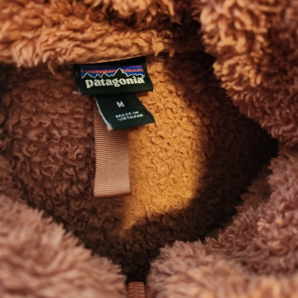 Patagonia Women's Orange Medium Fleece Pullover - Picture 2 of 3